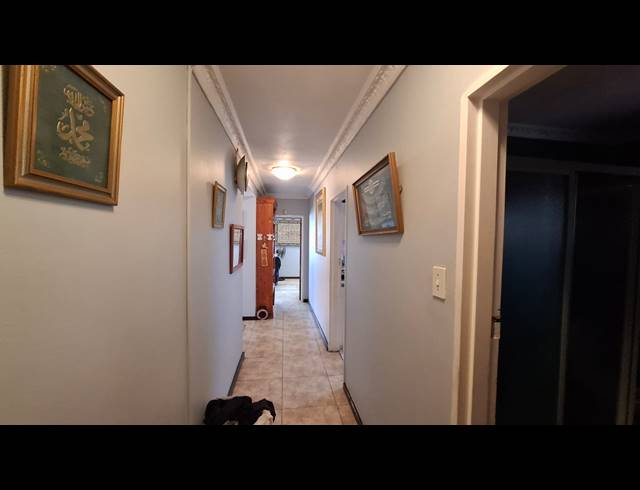 3 BEDROOM FREEHOLD FOR SALE IN PINATI